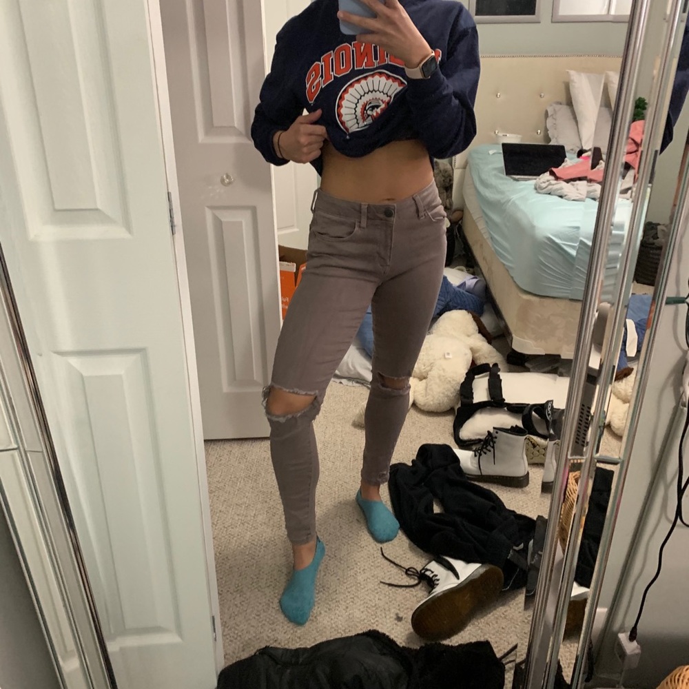 Grey AE skinny jeans